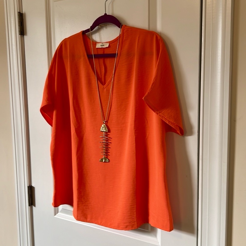 NWOT Entro Orange V-Neck Top - Picture 2 of 5